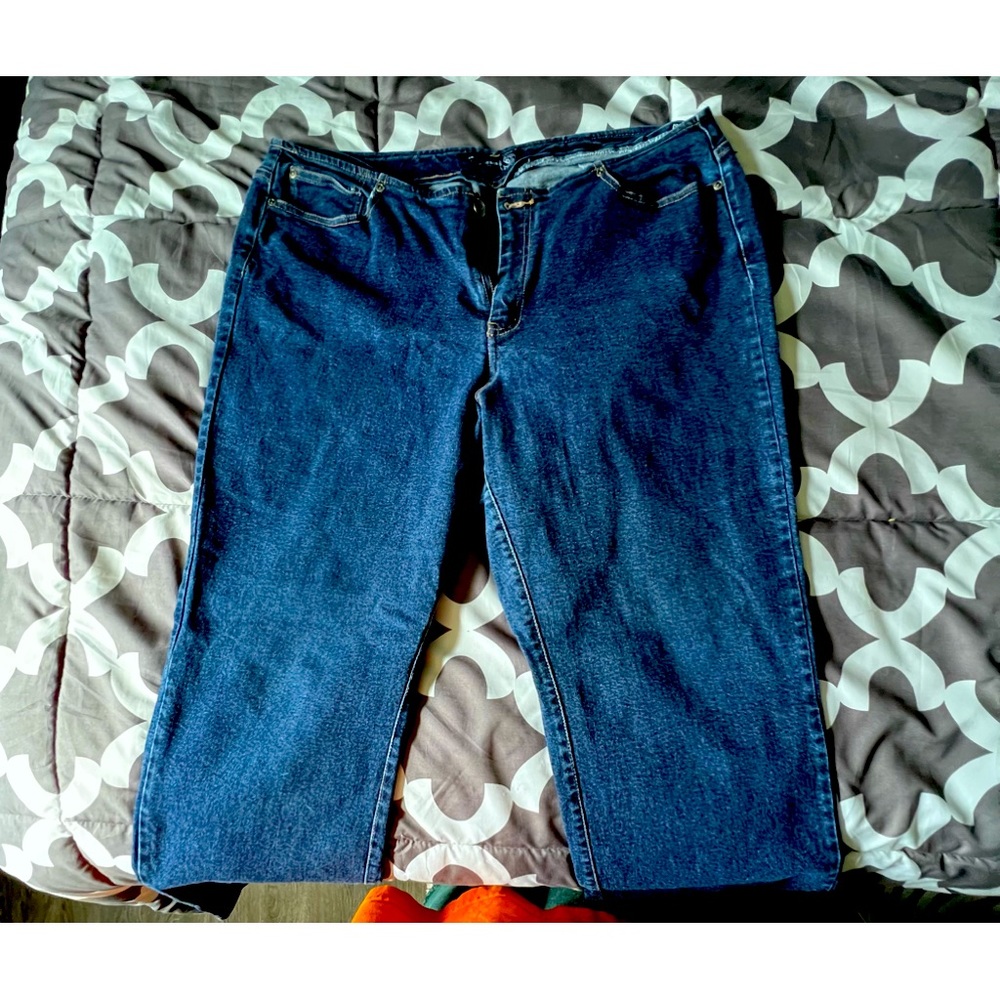 Venezia Blue jeans size 20. 29.5 inch inseam